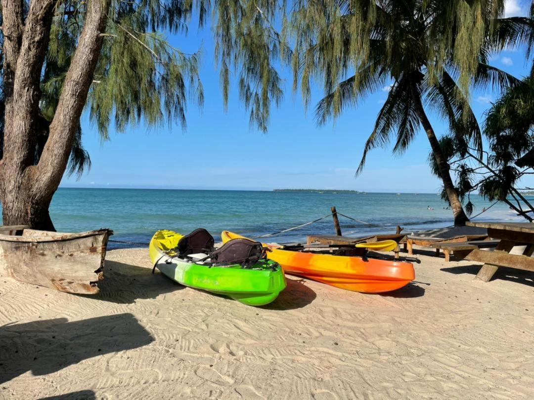 Mikadi Beach Camp & Backpackers Dar es Salaam Ngoại thất bức ảnh