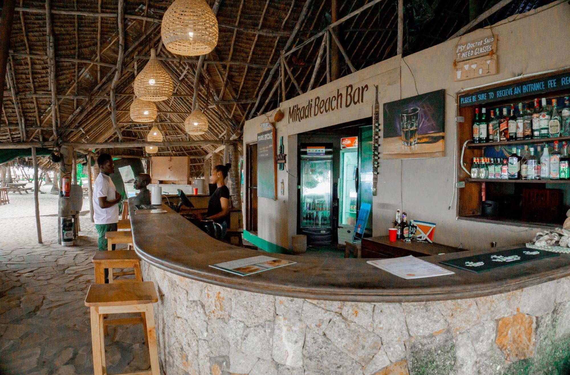 Mikadi Beach Camp & Backpackers Hostel Dar es Salaam Ngoại thất bức ảnh