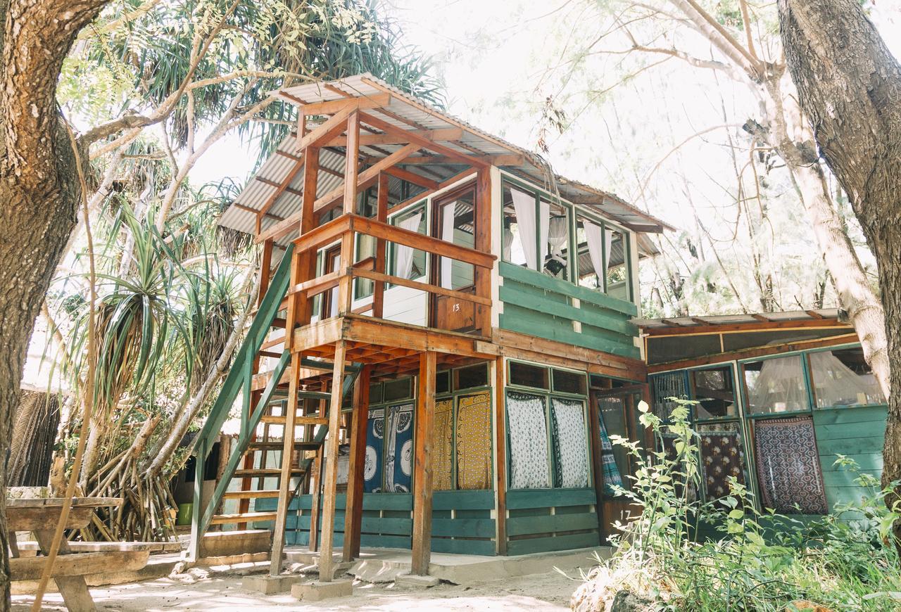 Mikadi Beach Camp & Backpackers Hostel Dar es Salaam Ngoại thất bức ảnh